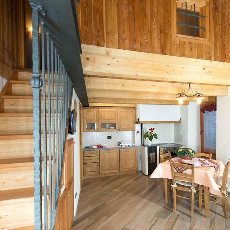 Lo Coppa Fen Apartman Aosta Szoba fotó