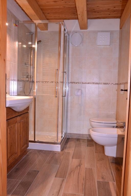 Lo Coppa Fen Apartman Aosta Szoba fotó