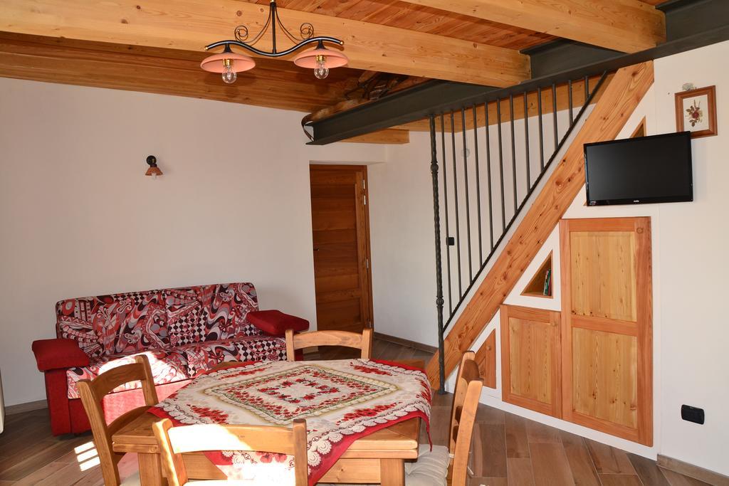 Lo Coppa Fen Apartman Aosta Kültér fotó