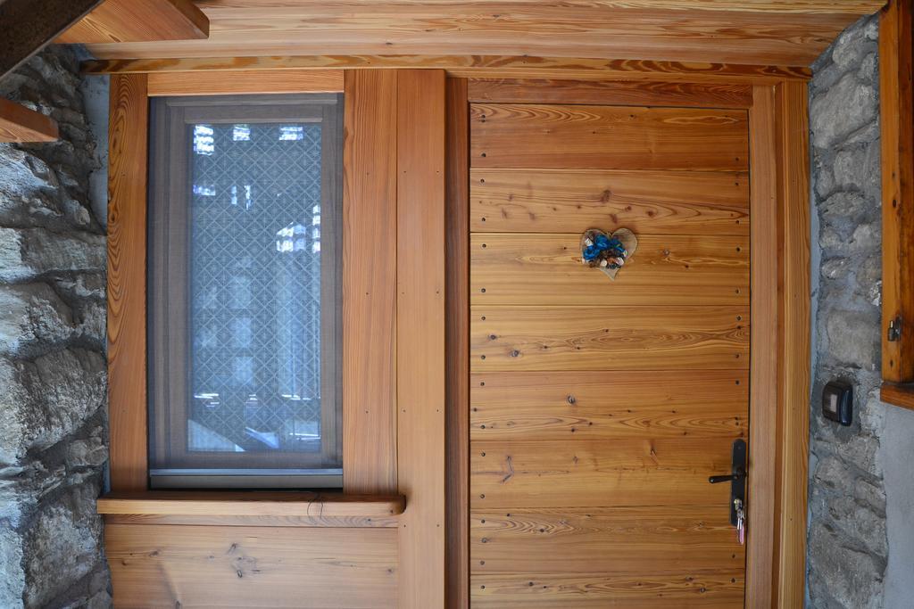 Lo Coppa Fen Apartman Aosta Szoba fotó